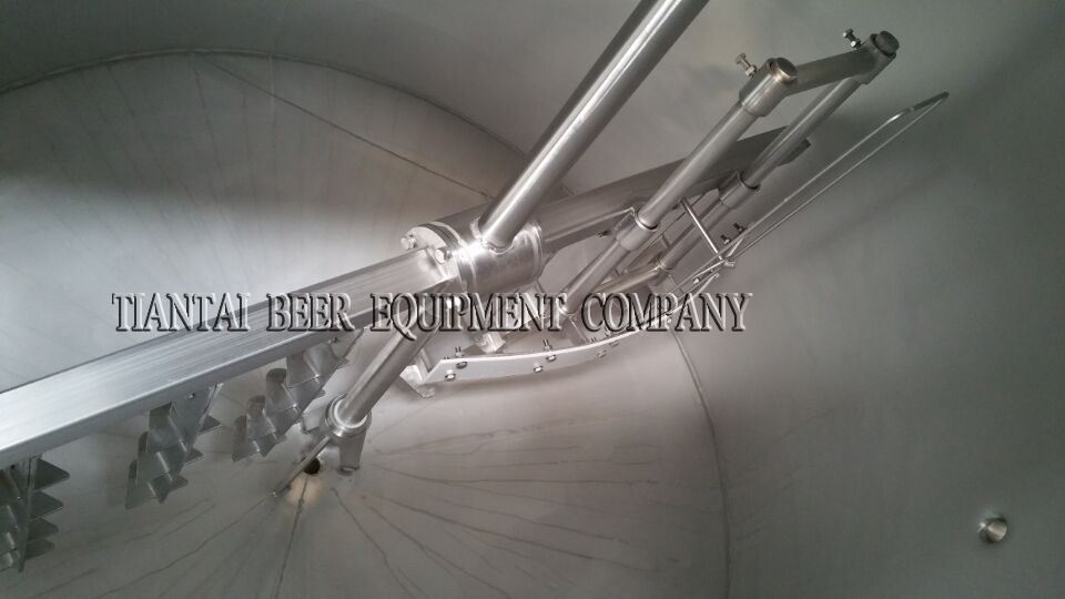 Rake in Lauter tank